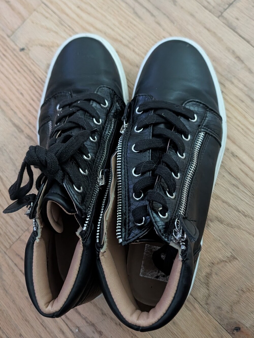 MMS & Alison Women’s Size 8 Black High Top Sneakers Zip Lace Up Croc Embossed